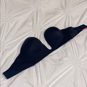 La SENZA U Plunge bra NEW